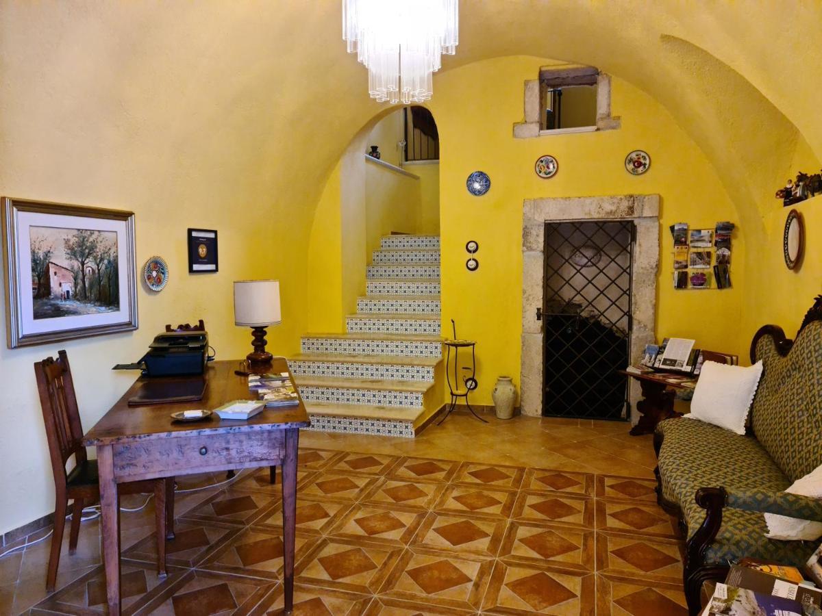 Rocca Lorenizo Pacentro Luaran gambar