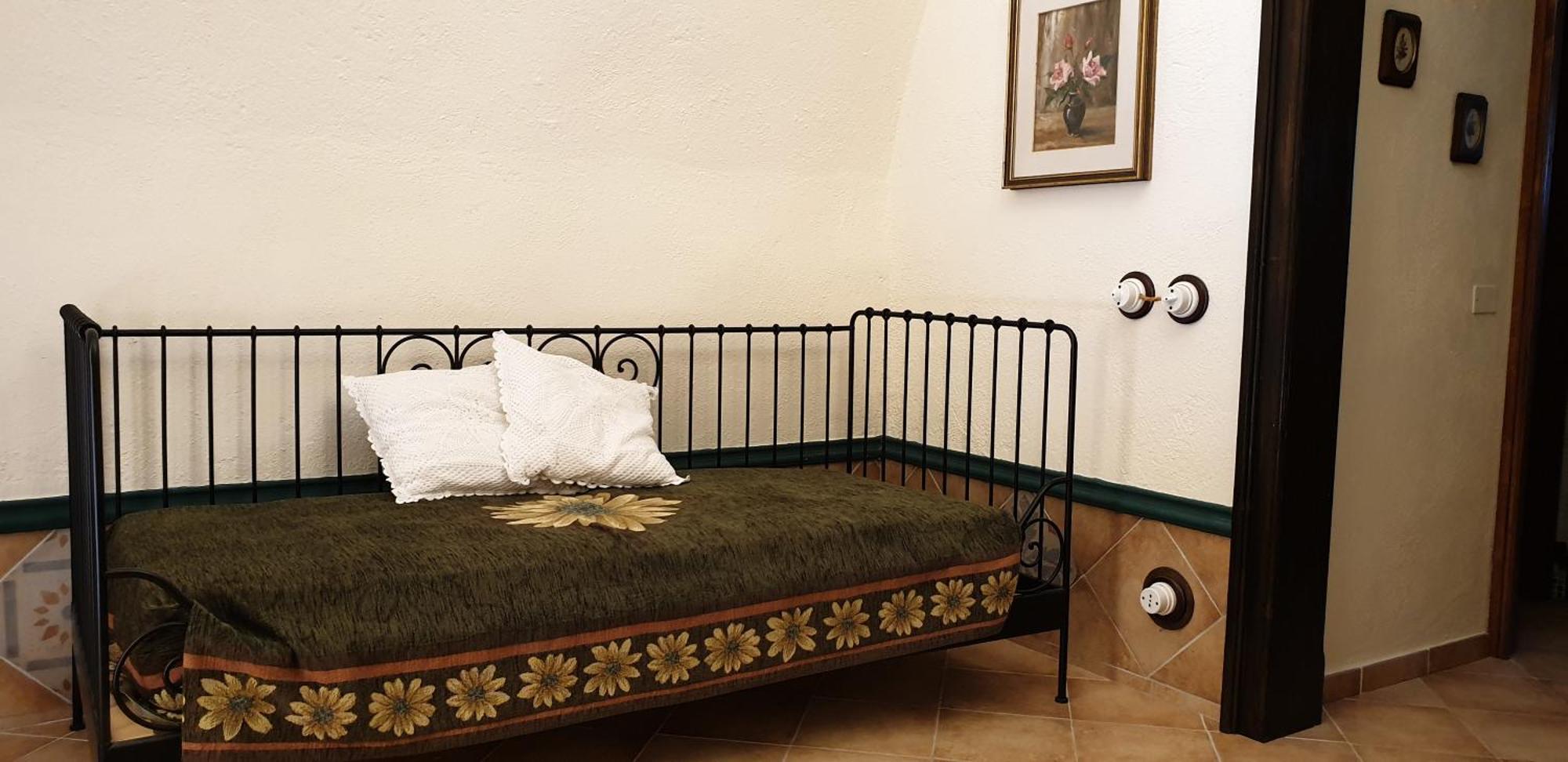 Rocca Lorenizo Pacentro Bilik gambar